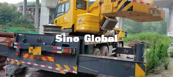 50 ton używany dźwig samochodowy XCMG QY50KA 40L Zużycie oleju na 100 km