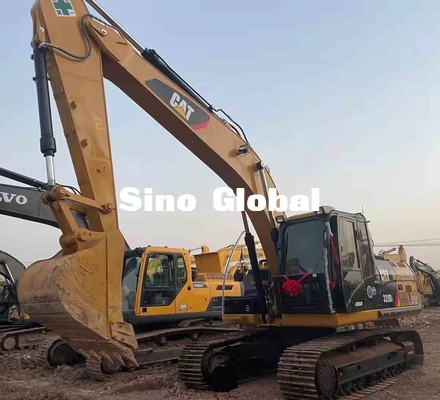 Druga ręczna koparka Caterpillar 320D 99,9 KW Moc zbiornika o pojemności 340 l
